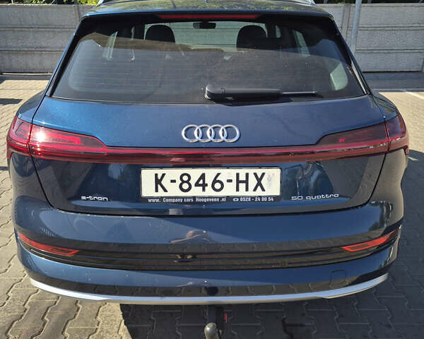 Синий Ауди E-Tron, объемом двигателя 0 л и пробегом 170 тыс. км за 22500 $, фото 3 на Automoto.ua