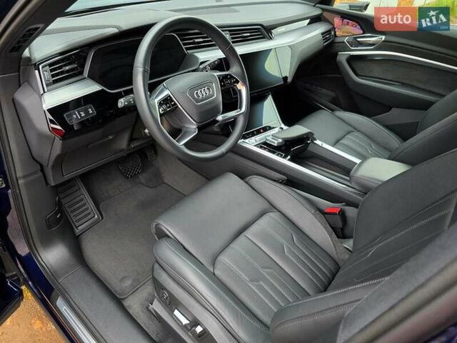 Синий Ауди E-Tron, объемом двигателя 0 л и пробегом 43 тыс. км за 39500 $, фото 22 на Automoto.ua