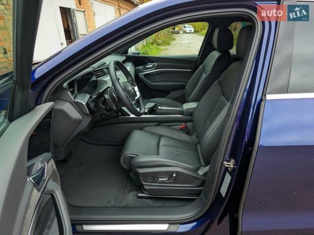 Синий Ауди E-Tron, объемом двигателя 0 л и пробегом 43 тыс. км за 39500 $, фото 20 на Automoto.ua