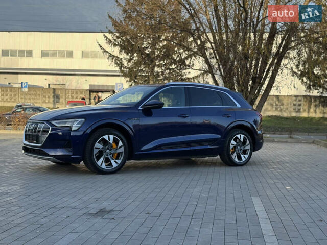Синий Ауди E-Tron, объемом двигателя 0 л и пробегом 71 тыс. км за 28300 $, фото 66 на Automoto.ua