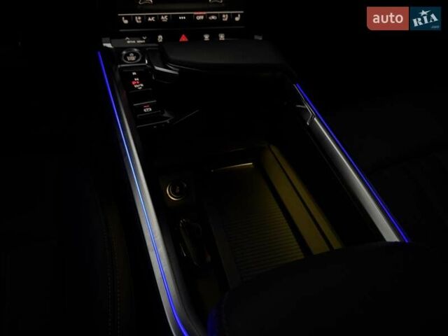 Синий Ауди E-Tron, объемом двигателя 0 л и пробегом 100 тыс. км за 29300 $, фото 16 на Automoto.ua