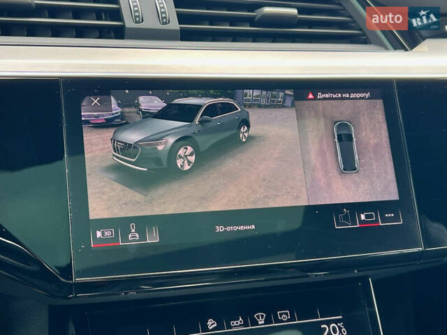 Синий Ауди E-Tron, объемом двигателя 0 л и пробегом 38 тыс. км за 39180 $, фото 79 на Automoto.ua