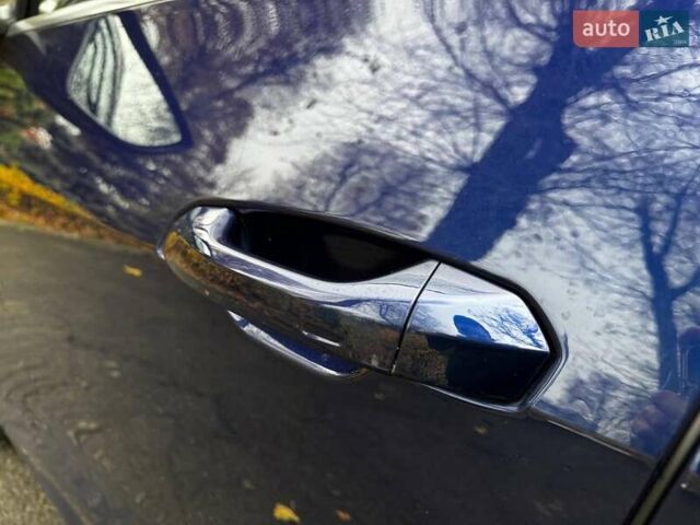 Синий Ауди E-Tron, объемом двигателя 0 л и пробегом 104 тыс. км за 33490 $, фото 12 на Automoto.ua