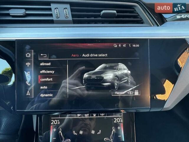 Синий Ауди E-Tron, объемом двигателя 0 л и пробегом 47 тыс. км за 36500 $, фото 60 на Automoto.ua