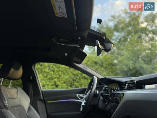 Синій Ауді E-Tron, об'ємом двигуна 0 л та пробігом 68 тис. км за 27800 $, фото 16 на Automoto.ua