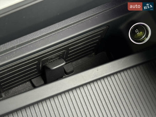 Синій Ауді E-Tron, об'ємом двигуна 0 л та пробігом 44 тис. км за 34000 $, фото 43 на Automoto.ua