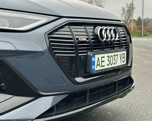 Синій Ауді E-Tron, об'ємом двигуна 0 л та пробігом 34 тис. км за 55000 $, фото 10 на Automoto.ua