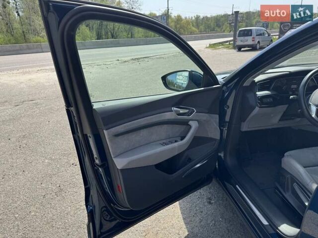 Синій Ауді E-Tron, об'ємом двигуна 0 л та пробігом 78 тис. км за 36700 $, фото 9 на Automoto.ua
