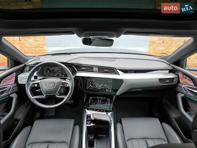 Синий Ауди E-Tron, объемом двигателя 0 л и пробегом 43 тыс. км за 39500 $, фото 13 на Automoto.ua