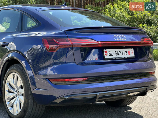 Синий Ауди E-Tron, объемом двигателя 0 л и пробегом 58 тыс. км за 43999 $, фото 43 на Automoto.ua