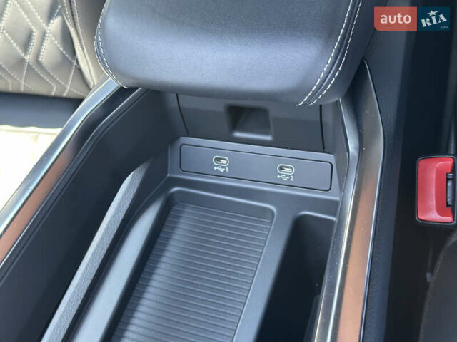 Синий Ауди E-Tron, объемом двигателя 0 л и пробегом 58 тыс. км за 43999 $, фото 109 на Automoto.ua