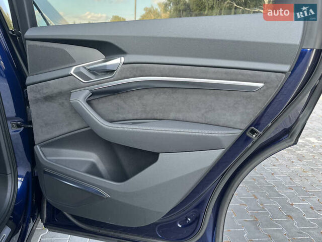 Синій Ауді E-Tron, об'ємом двигуна 0 л та пробігом 80 тис. км за 37500 $, фото 55 на Automoto.ua