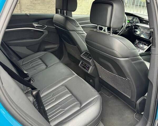Синій Ауді E-Tron, об'ємом двигуна 0 л та пробігом 230 тис. км за 27900 $, фото 2 на Automoto.ua