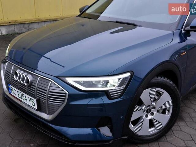 Синий Ауди E-Tron, объемом двигателя 0 л и пробегом 52 тыс. км за 31500 $, фото 48 на Automoto.ua