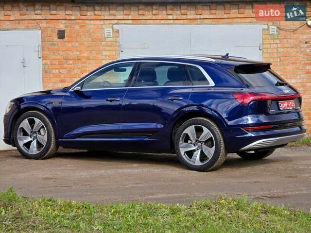 Синий Ауди E-Tron, объемом двигателя 0 л и пробегом 43 тыс. км за 39500 $, фото 11 на Automoto.ua