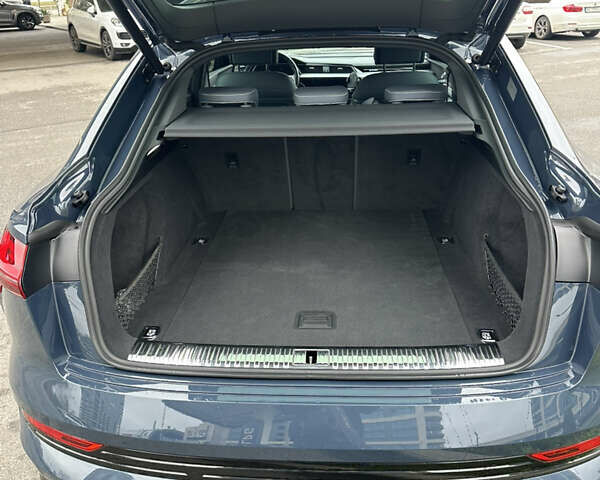Синій Ауді E-Tron, об'ємом двигуна 0 л та пробігом 34 тис. км за 55000 $, фото 60 на Automoto.ua