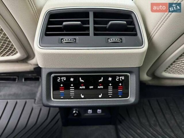 Синий Ауди E-Tron, объемом двигателя 0 л и пробегом 104 тыс. км за 33490 $, фото 32 на Automoto.ua