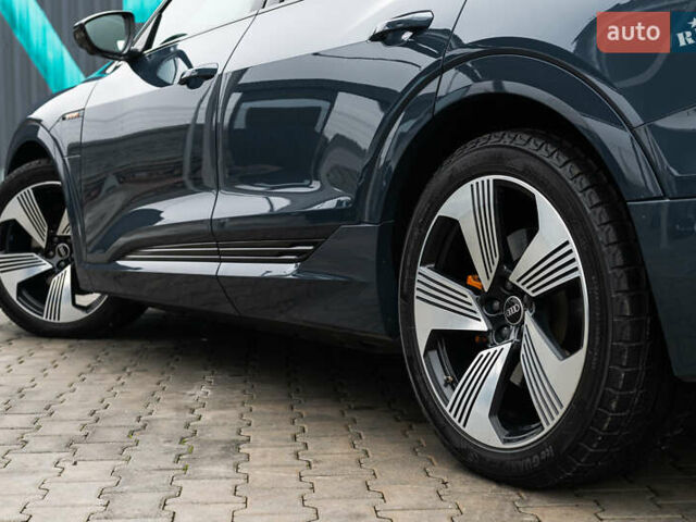 Синій Ауді E-Tron, об'ємом двигуна 0 л та пробігом 80 тис. км за 44500 $, фото 6 на Automoto.ua