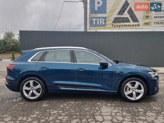 Синий Ауди E-Tron, объемом двигателя 0 л и пробегом 102 тыс. км за 29850 $, фото 3 на Automoto.ua