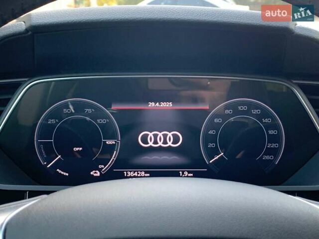 Синий Ауди E-Tron, объемом двигателя 0 л и пробегом 142 тыс. км за 26500 $, фото 50 на Automoto.ua