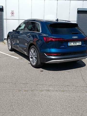 Синий Ауди E-Tron, объемом двигателя 0 л и пробегом 85 тыс. км за 39900 $, фото 3 на Automoto.ua
