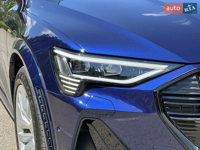 Синий Ауди E-Tron, объемом двигателя 0 л и пробегом 58 тыс. км за 43999 $, фото 17 на Automoto.ua
