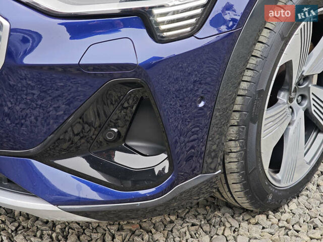 Синий Ауди E-Tron, объемом двигателя 0 л и пробегом 95 тыс. км за 34999 $, фото 21 на Automoto.ua