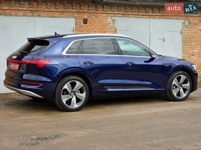Синий Ауди E-Tron, объемом двигателя 0 л и пробегом 43 тыс. км за 39500 $, фото 100 на Automoto.ua