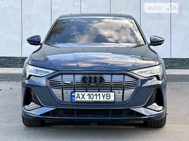 Синій Ауді E-Tron, об'ємом двигуна 0 л та пробігом 58 тис. км за 48777 $, фото 1 на Automoto.ua