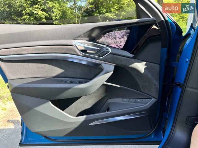 Синий Ауди E-Tron, объемом двигателя 0 л и пробегом 11 тыс. км за 48000 $, фото 13 на Automoto.ua