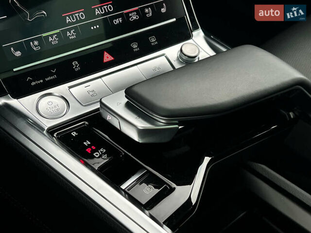 Синій Ауді E-Tron, об'ємом двигуна 0 л та пробігом 38 тис. км за 39511 $, фото 70 на Automoto.ua