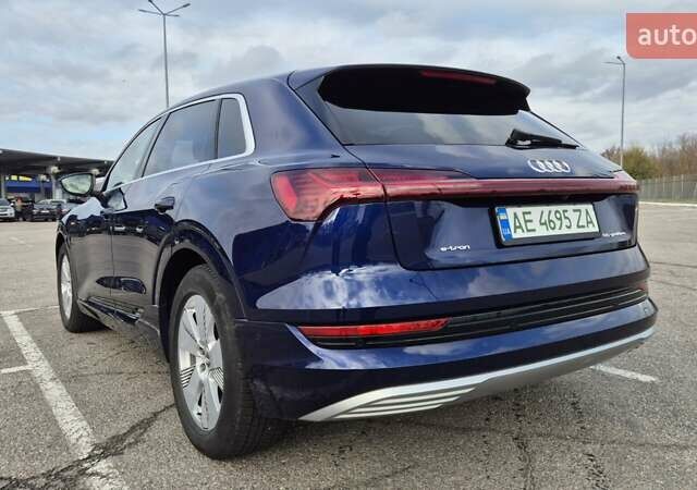 Ауди E-Tron 2020 в Днепре (Днепропетровске) на Automoto.ua Синий Ауди E-Tron, объемом двигателя 0 л и пробегом 47 тыс. км за 36000 $, фото 11 на Automoto.ua