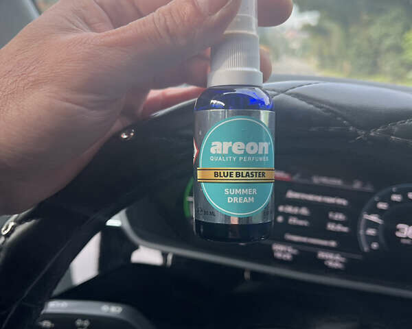 Синий Ауди E-Tron, объемом двигателя 0 л и пробегом 52 тыс. км за 31800 $, фото 19 на Automoto.ua