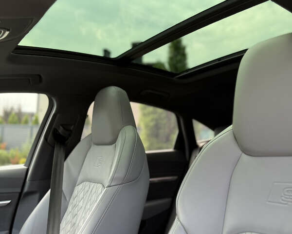 Синій Ауді E-Tron, об'ємом двигуна 0 л та пробігом 65 тис. км за 29900 $, фото 9 на Automoto.ua