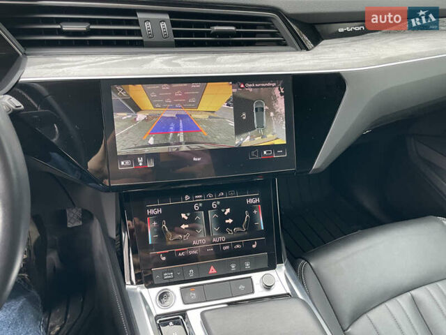 Синий Ауди E-Tron, объемом двигателя 0 л и пробегом 37 тыс. км за 30000 $, фото 8 на Automoto.ua