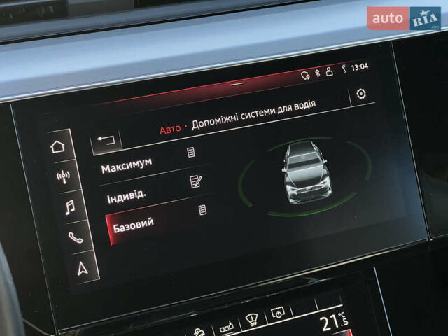 Синий Ауди E-Tron, объемом двигателя 0 л и пробегом 40 тыс. км за 36514 $, фото 88 на Automoto.ua