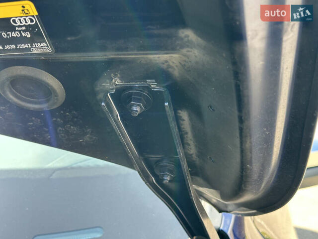 Синий Ауди E-Tron, объемом двигателя 0 л и пробегом 58 тыс. км за 43999 $, фото 128 на Automoto.ua