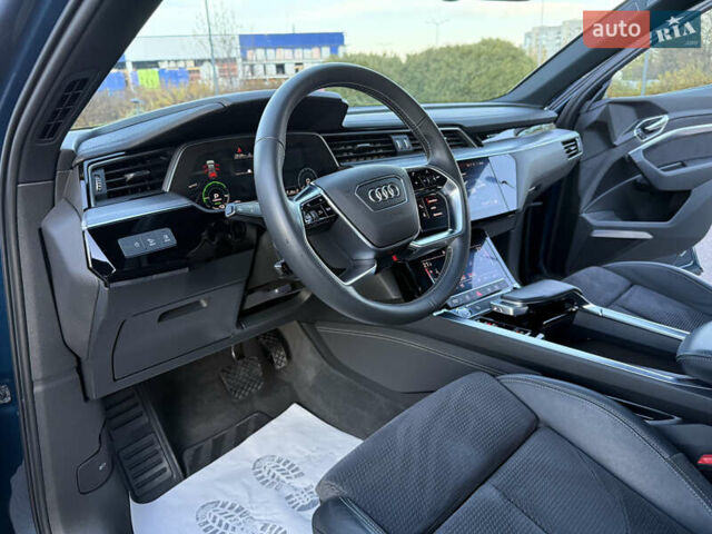 Синій Ауді E-Tron, об'ємом двигуна 0 л та пробігом 170 тис. км за 26499 $, фото 40 на Automoto.ua