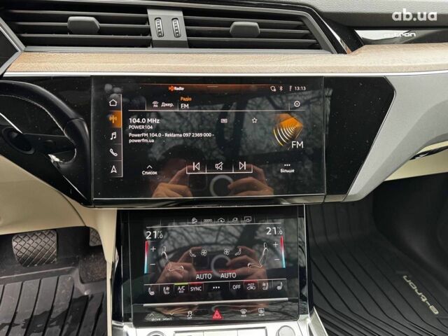 Синий Ауди E-Tron, объемом двигателя 0 л и пробегом 104 тыс. км за 33490 $, фото 24 на Automoto.ua