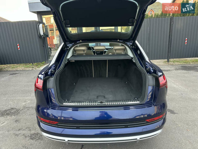 Синий Ауди E-Tron, объемом двигателя 0 л и пробегом 70 тыс. км за 34700 $, фото 18 на Automoto.ua