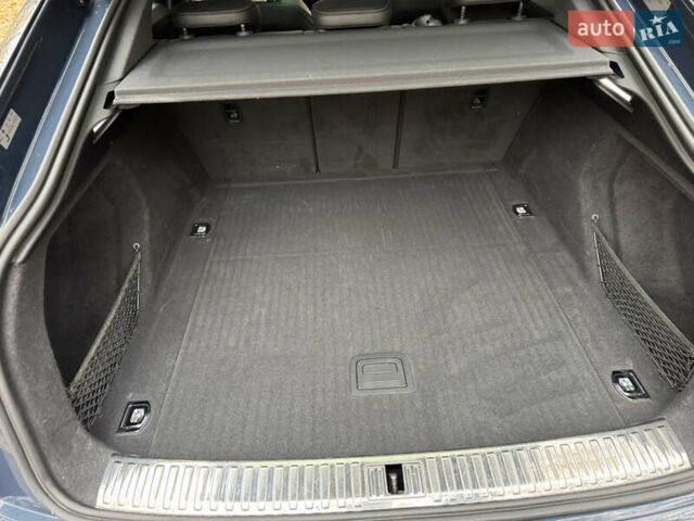 Синий Ауди E-Tron, объемом двигателя 0 л и пробегом 113 тыс. км за 32500 $, фото 20 на Automoto.ua