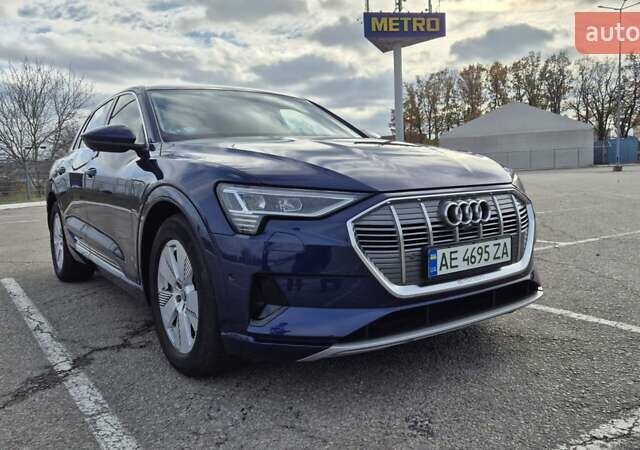 Ауди E-Tron 2020 в Днепре (Днепропетровске) на Automoto.ua Синий Ауди E-Tron, объемом двигателя 0 л и пробегом 47 тыс. км за 36000 $, фото 8 на Automoto.ua