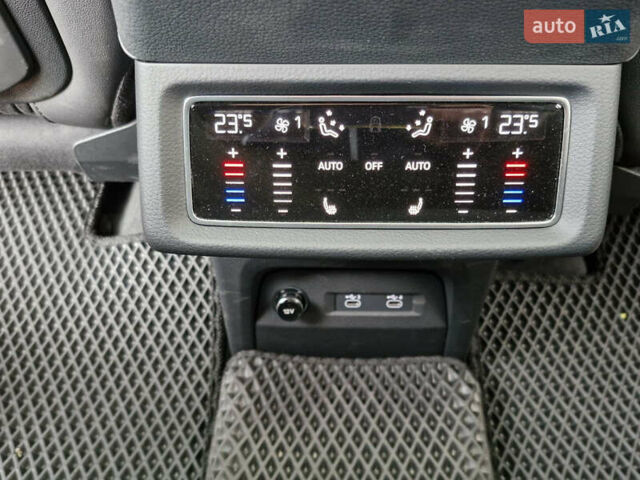 Синий Ауди E-Tron, объемом двигателя 0 л и пробегом 5 тыс. км за 58900 $, фото 20 на Automoto.ua