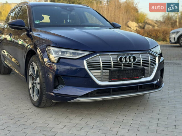 Синий Ауди E-Tron, объемом двигателя 0 л и пробегом 71 тыс. км за 28300 $, фото 45 на Automoto.ua