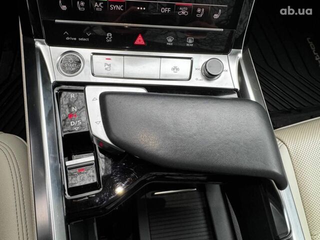 Синий Ауди E-Tron, объемом двигателя 0 л и пробегом 104 тыс. км за 33490 $, фото 28 на Automoto.ua