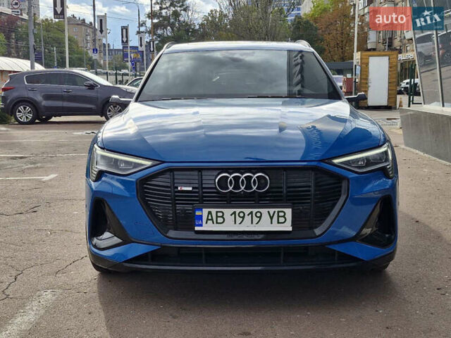 Синий Ауди E-Tron, объемом двигателя 0 л и пробегом 5 тыс. км за 58900 $, фото 1 на Automoto.ua