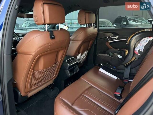 Синій Ауді E-Tron, об'ємом двигуна 0 л та пробігом 94 тис. км за 35790 $, фото 36 на Automoto.ua