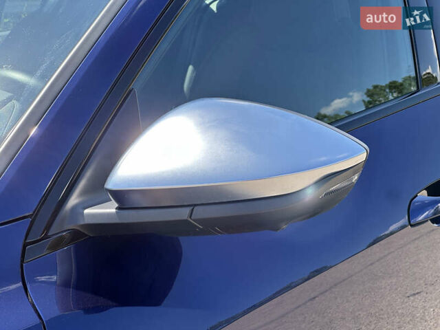 Синий Ауди E-Tron, объемом двигателя 0 л и пробегом 58 тыс. км за 43999 $, фото 35 на Automoto.ua