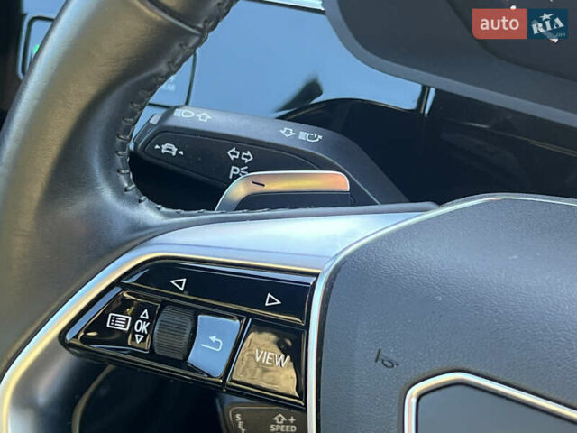 Синий Ауди E-Tron, объемом двигателя 0 л и пробегом 40 тыс. км за 36514 $, фото 64 на Automoto.ua