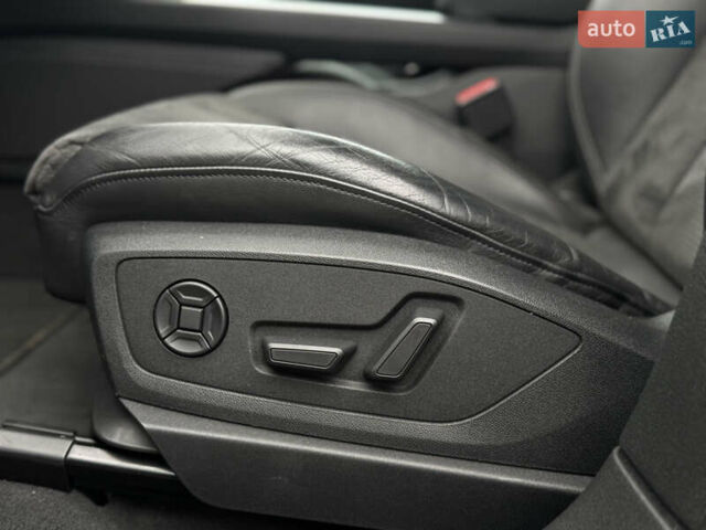 Синий Ауди E-Tron, объемом двигателя 0 л и пробегом 71 тыс. км за 28300 $, фото 34 на Automoto.ua